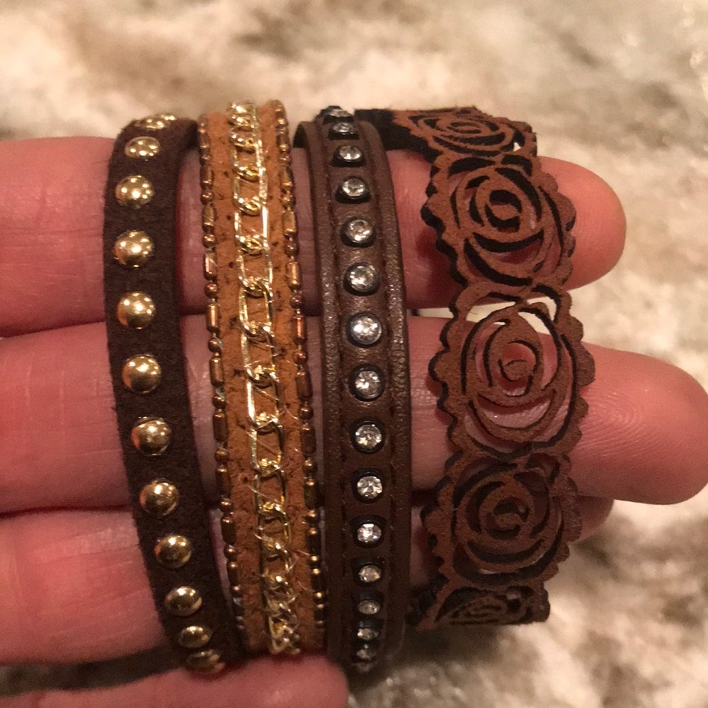 Leather and gold bangle